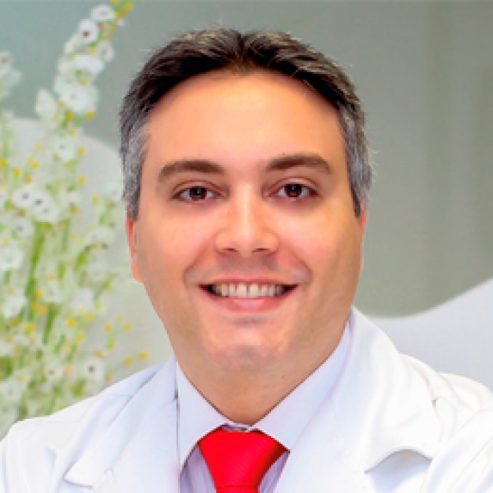 Dr Carlos Renato de Lima Periotto