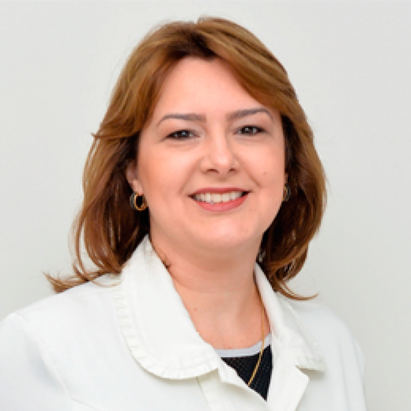 Dra Sharon  Cristine Paroneto de Souza